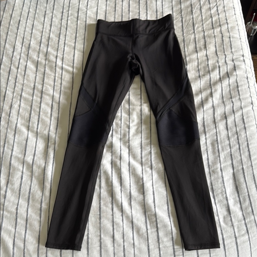 Michi Black Workout Leggings- Size Small